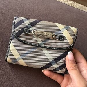Burberry wallet